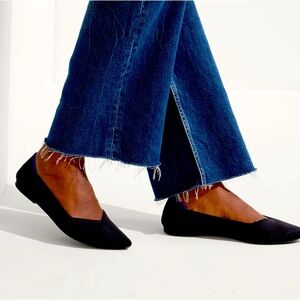 Rothy’s The Point black flats